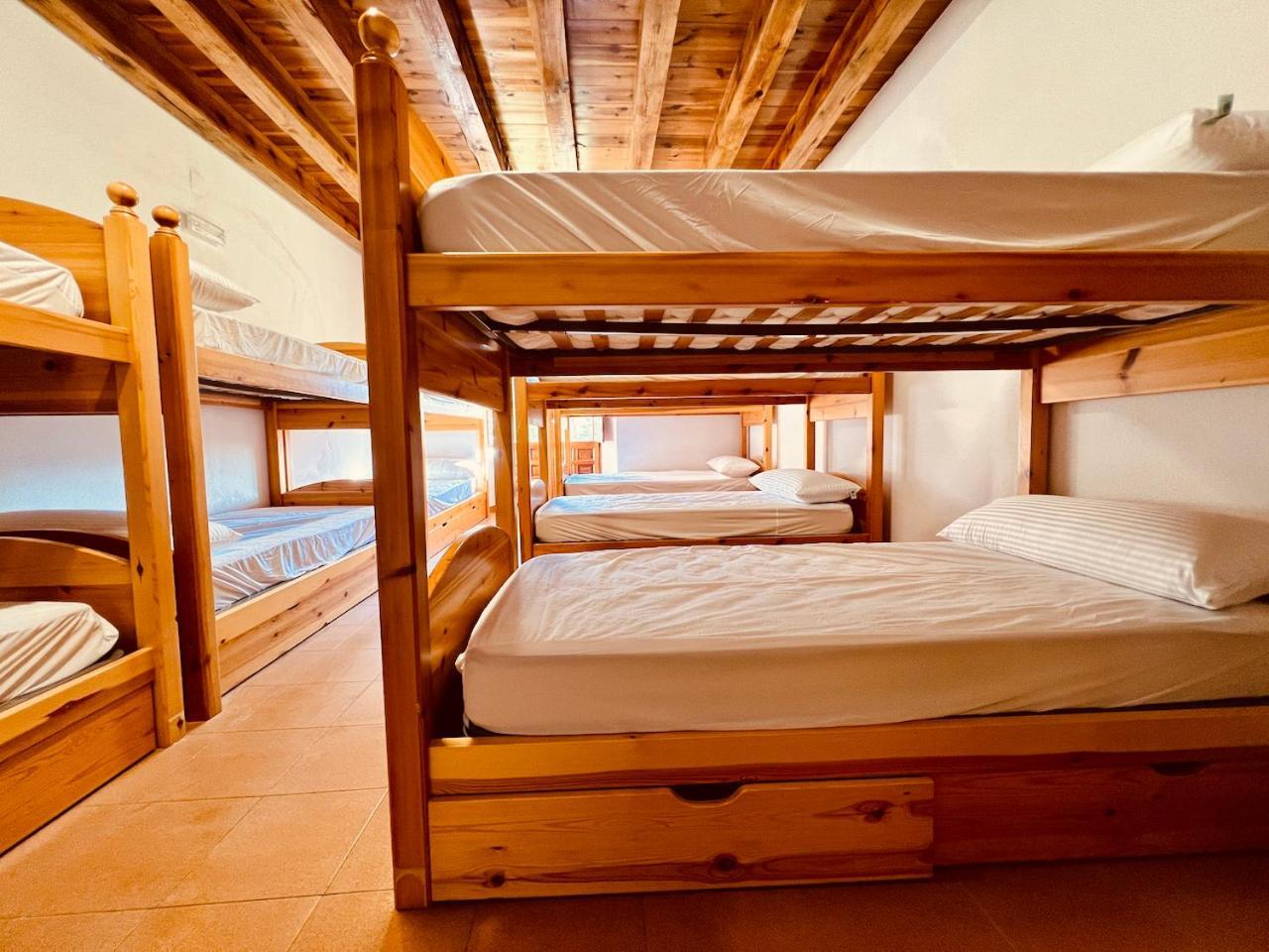 Albergue Pinares - La Casona De Revenga Regumiel de la Sierra Exterior photo