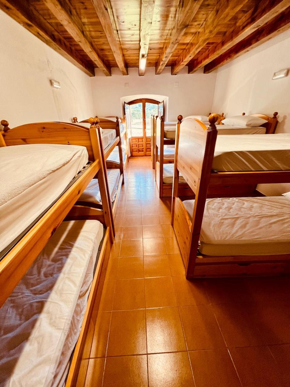 Albergue Pinares - La Casona De Revenga Regumiel de la Sierra Exterior photo
