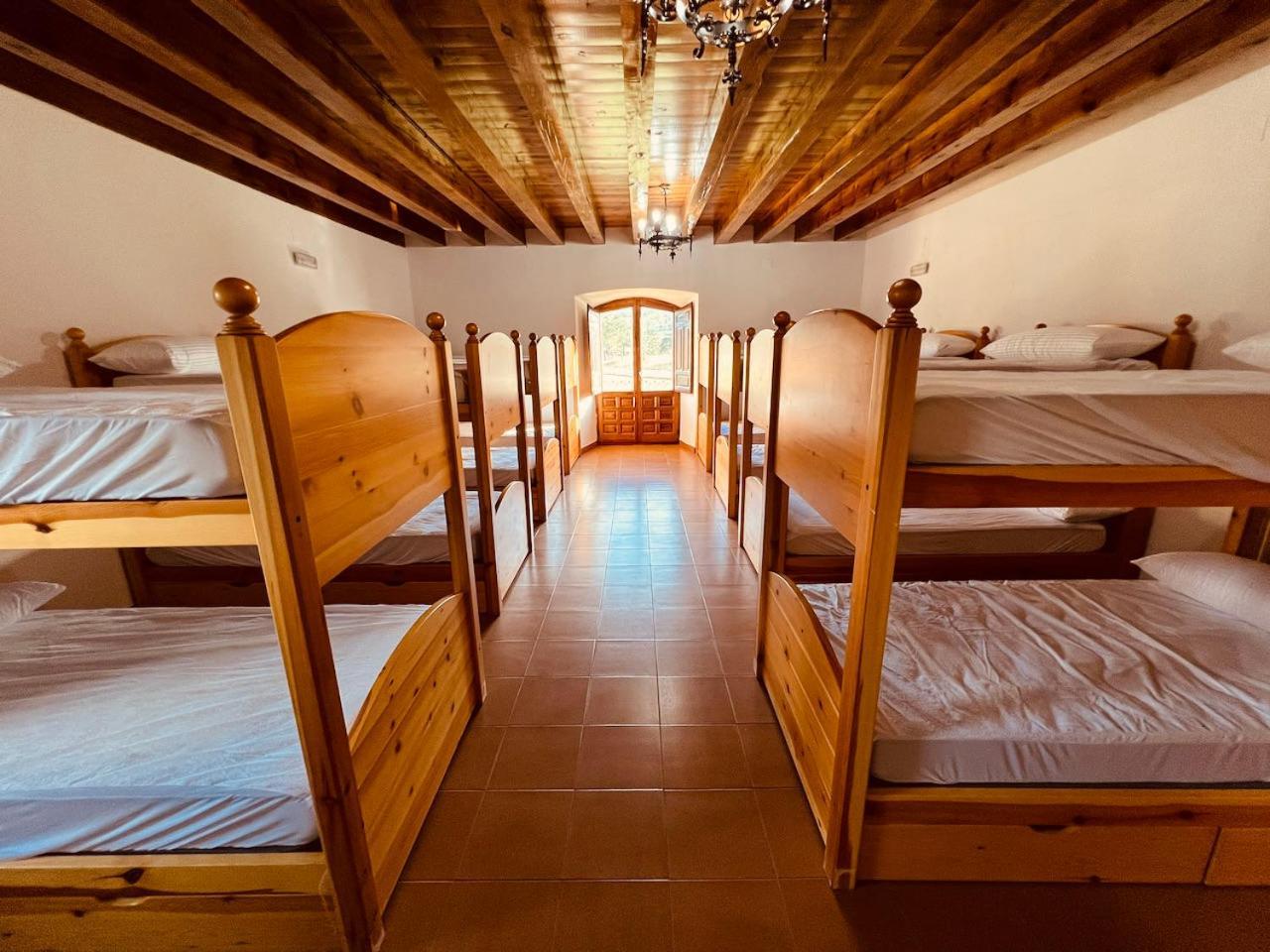 Albergue Pinares - La Casona De Revenga Regumiel de la Sierra Exterior photo