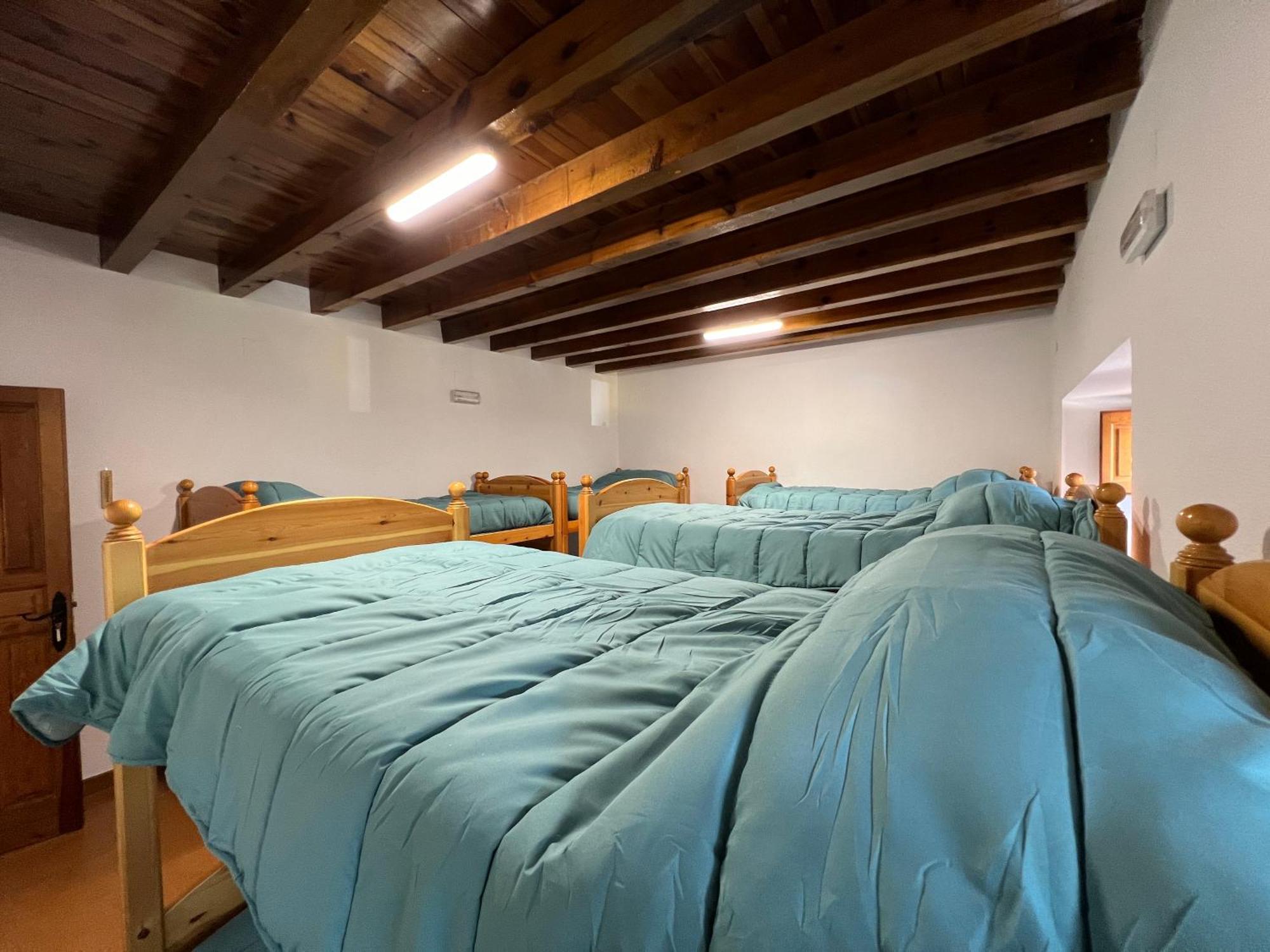 Albergue Pinares - La Casona De Revenga Regumiel de la Sierra Exterior photo