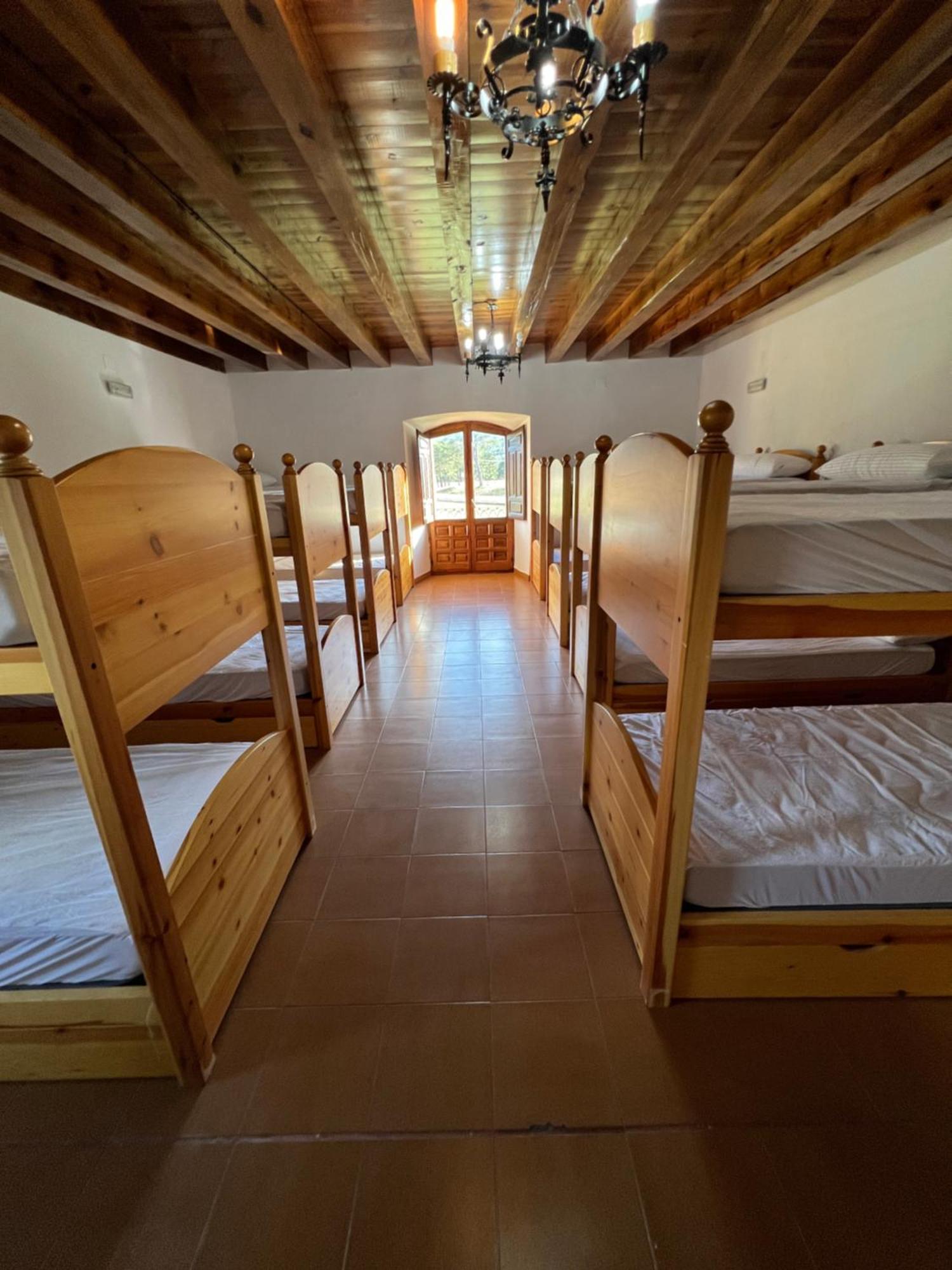 Albergue Pinares - La Casona De Revenga Regumiel de la Sierra Exterior photo